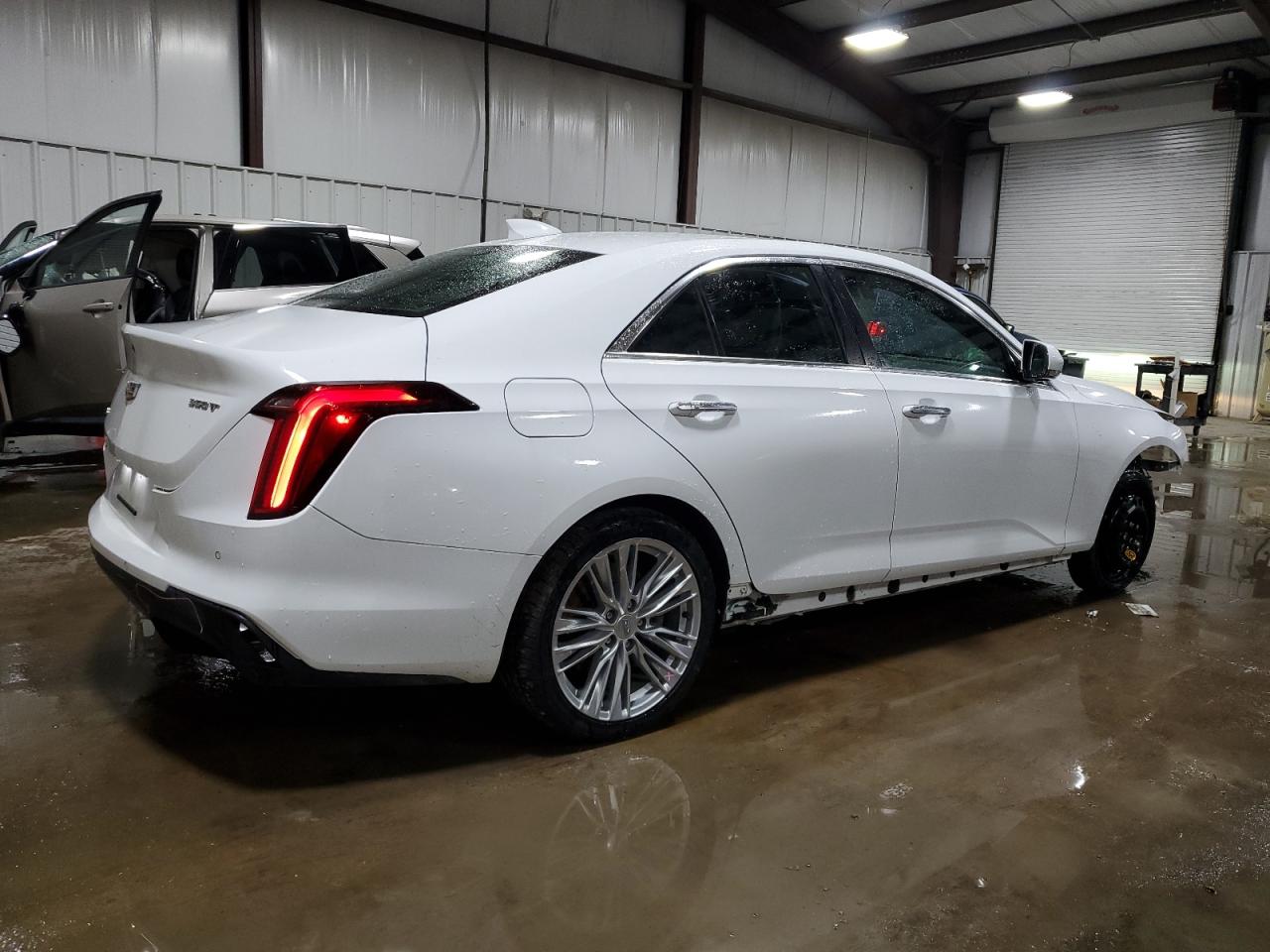 Cadillac CT4 Premium Luxury