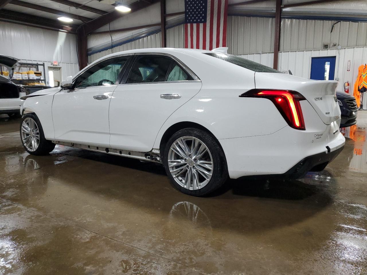 Cadillac CT4 Premium Luxury