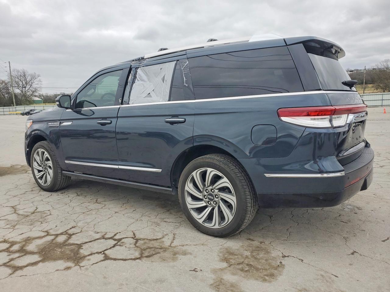 Lincoln Navigator Reserve