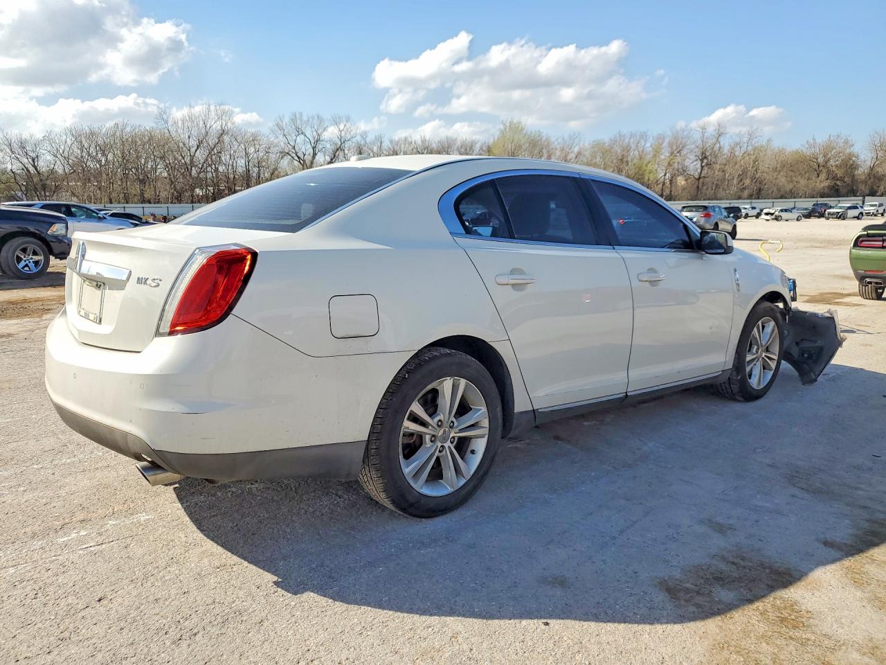 Lincoln MKS