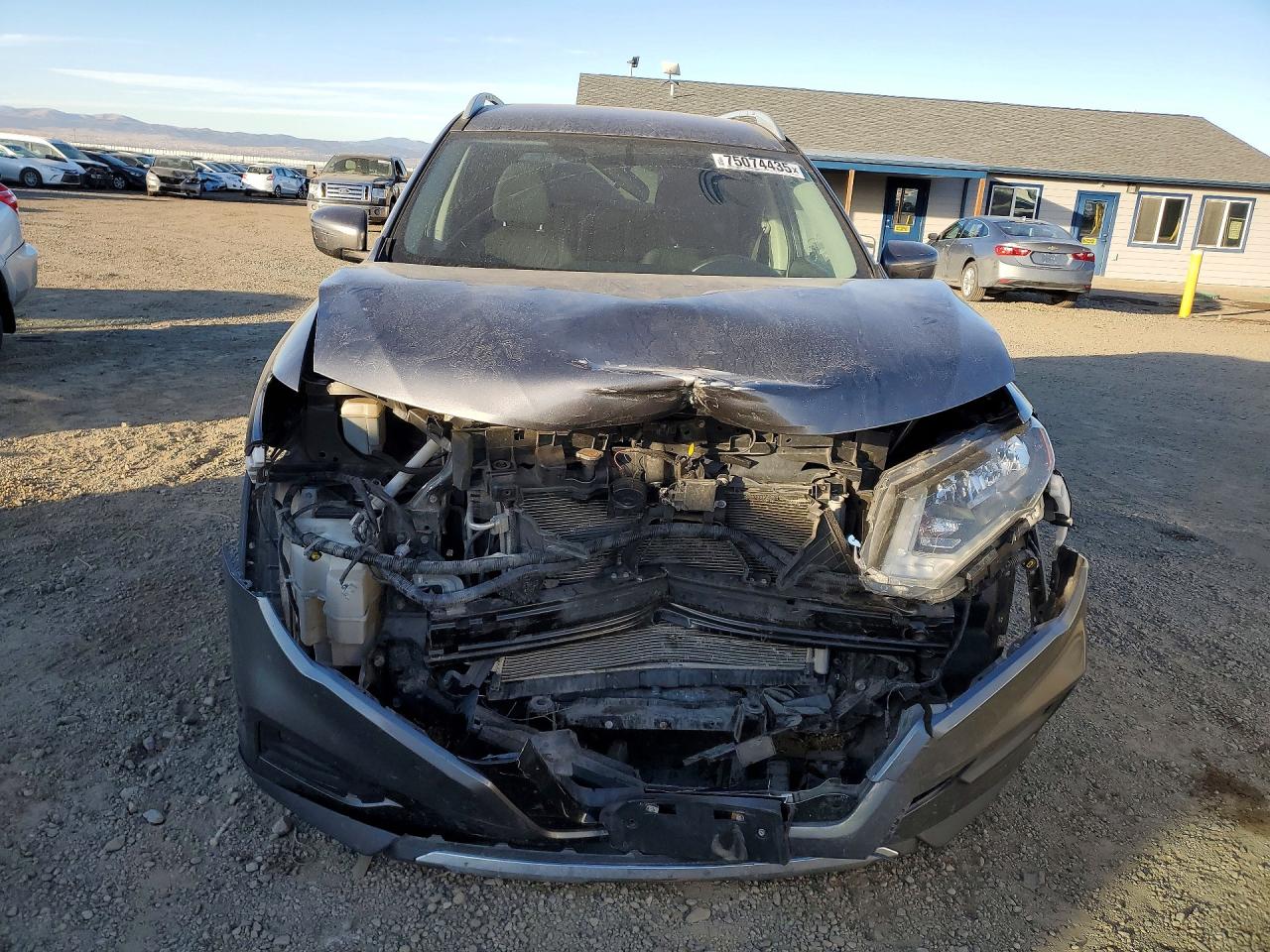 Nissan Rogue S
