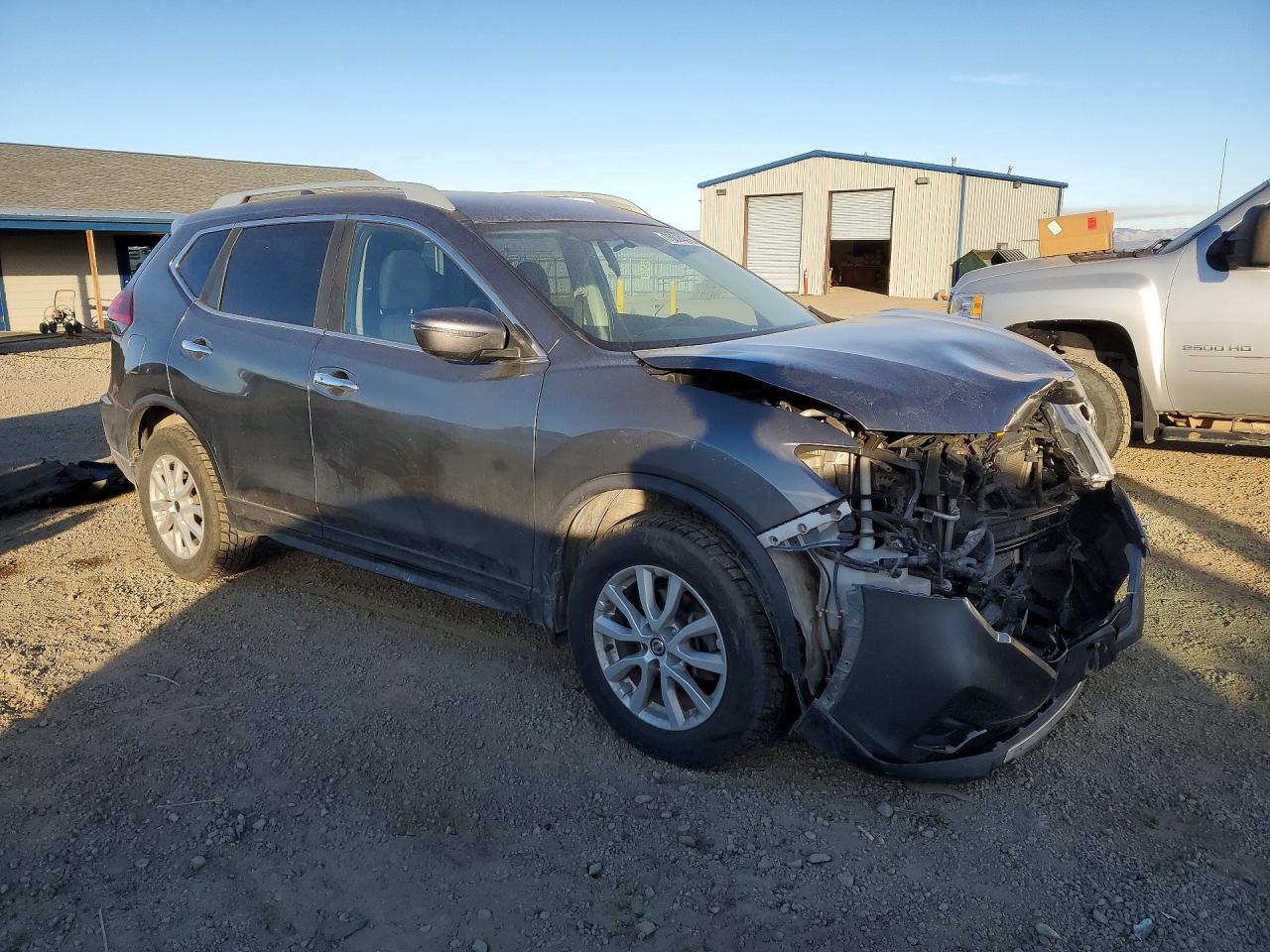 Nissan Rogue S