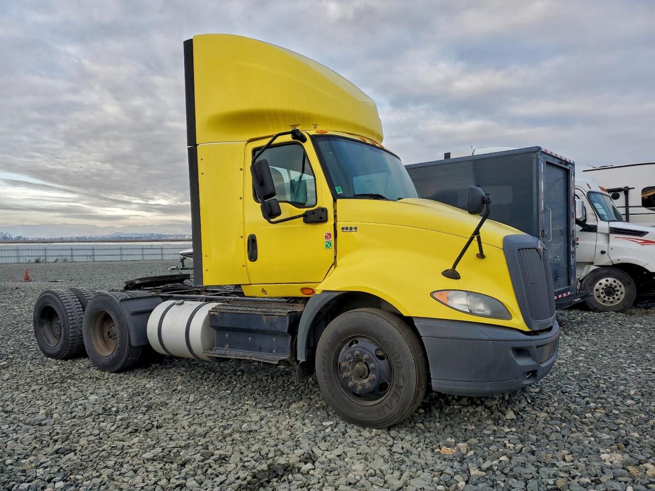 Salvage International Rh613 Image