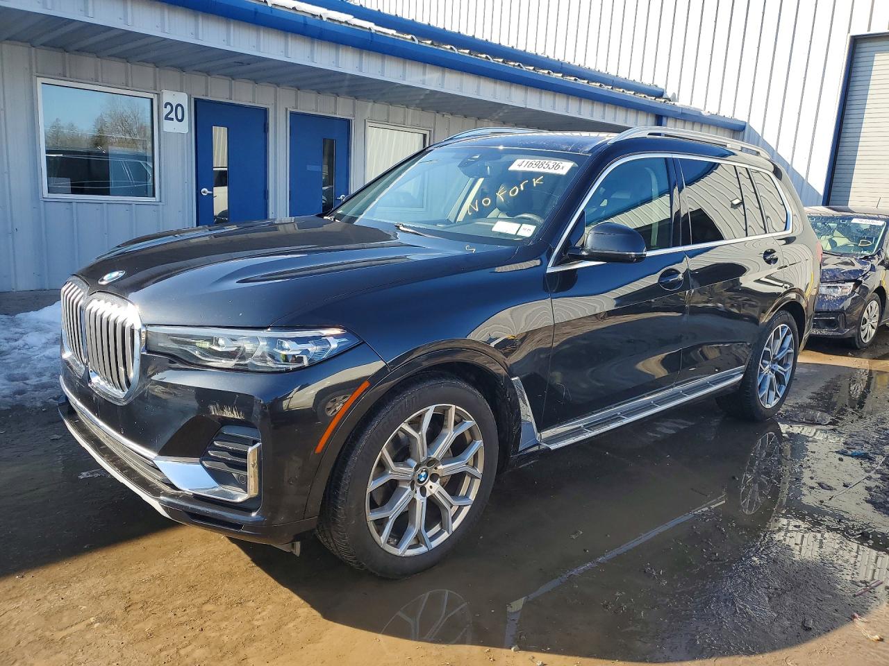 Salvage BMW X Series Image