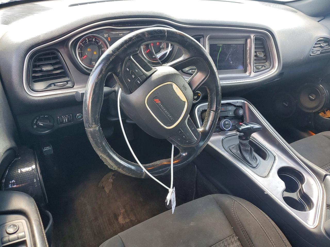 Dodge Challenger Sxt
