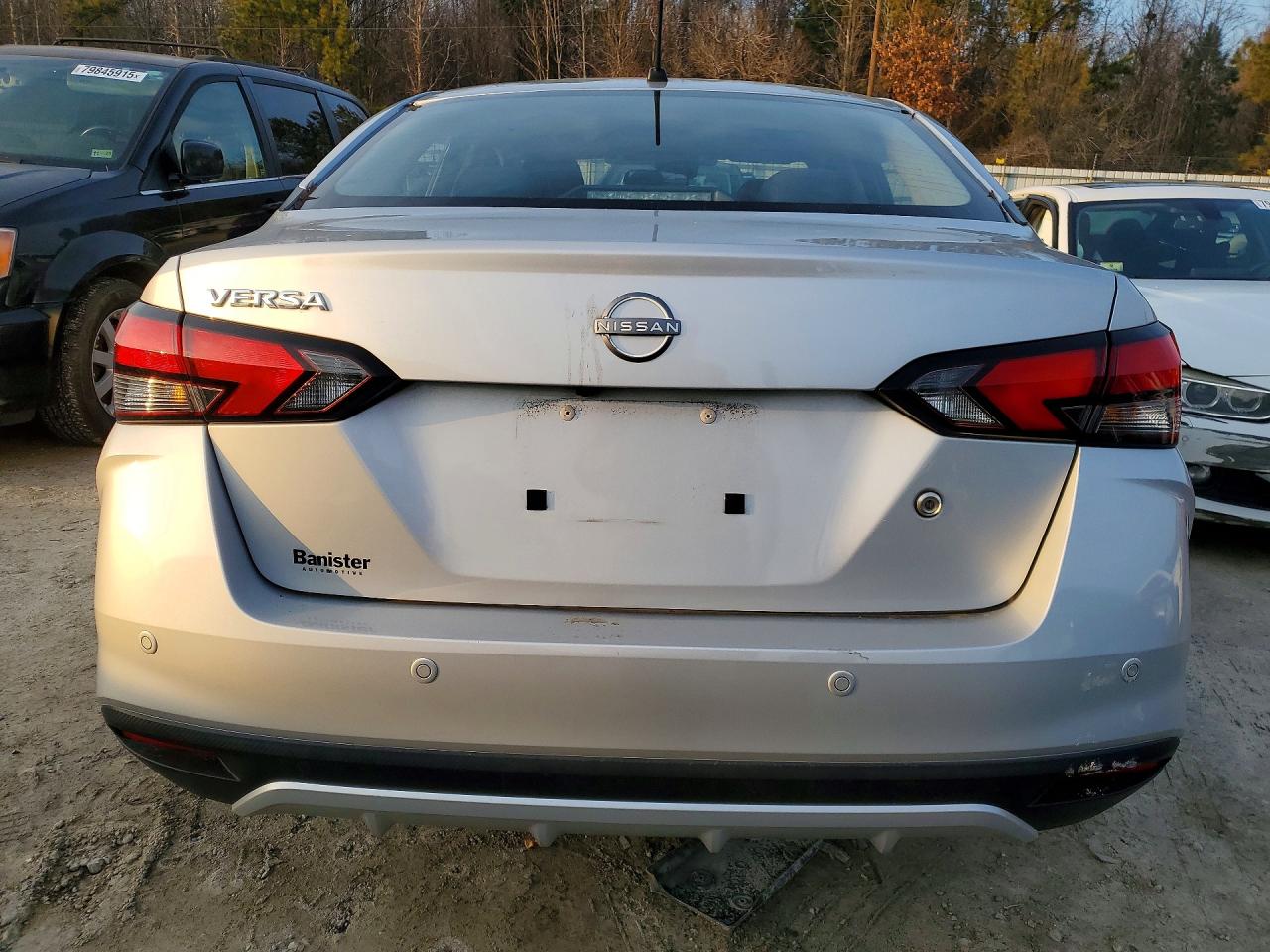 Nissan Versa S