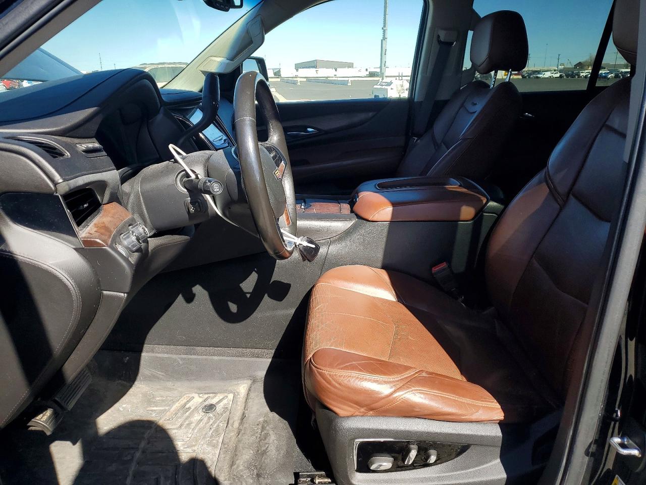 Cadillac Escalade Luxury