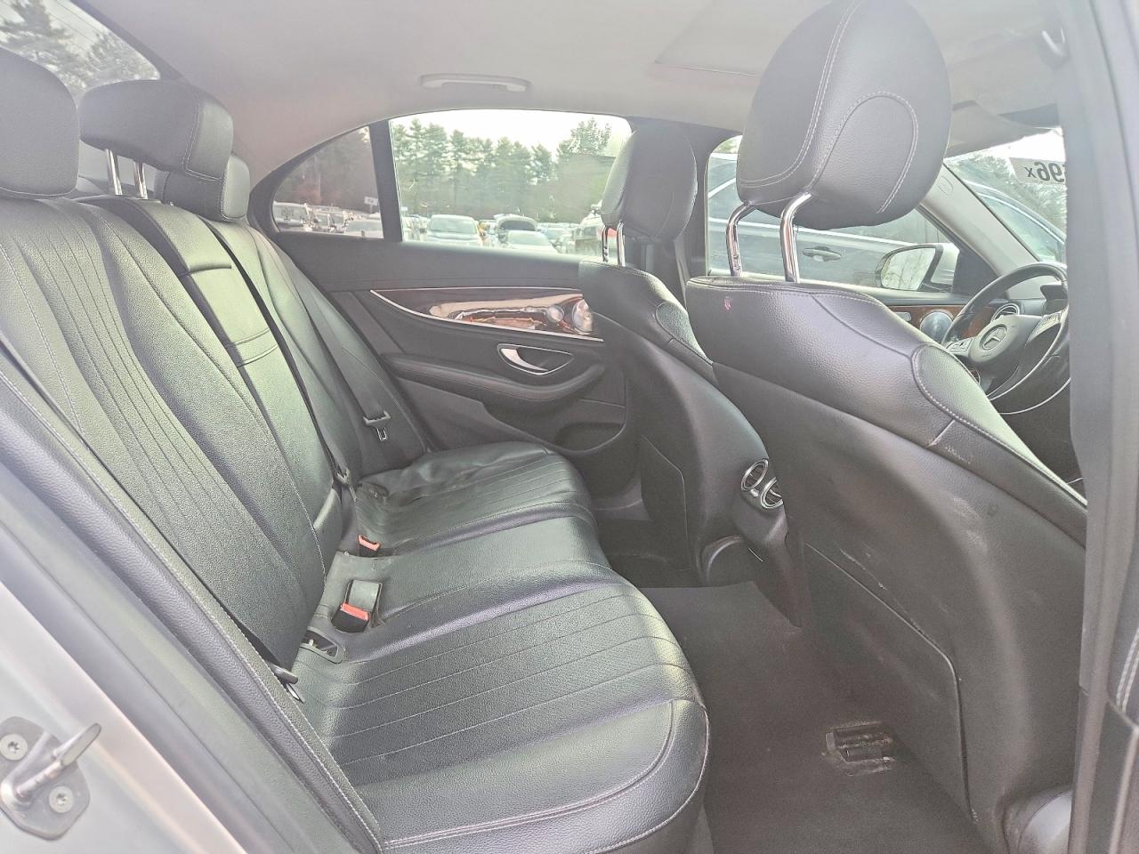 Mercedes-Benz E-Class 300 4matic