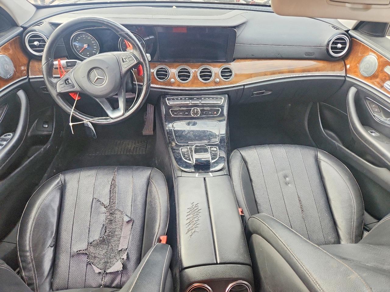 Mercedes-Benz E-Class 300 4matic