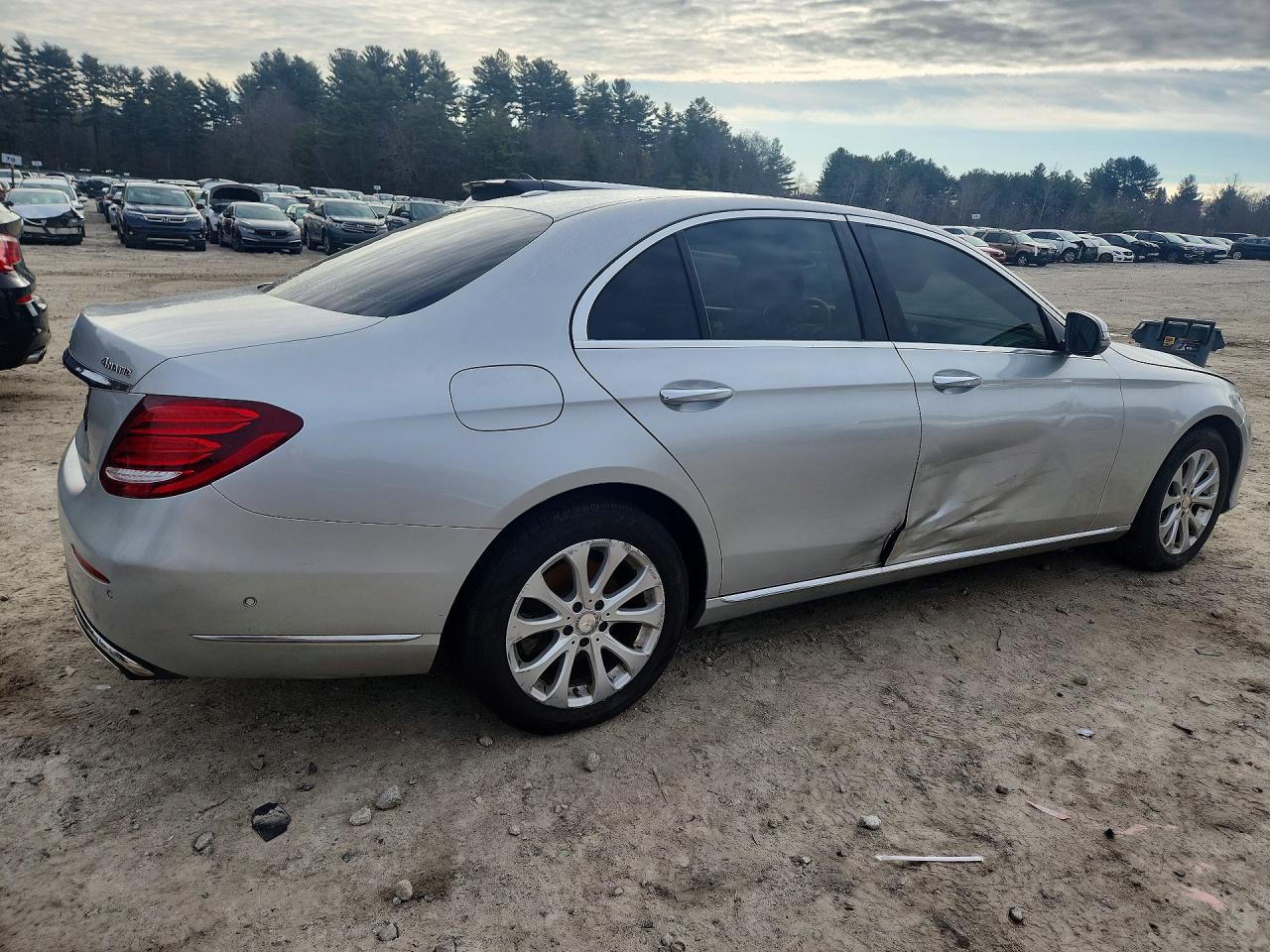 Mercedes-Benz E-Class 300 4matic