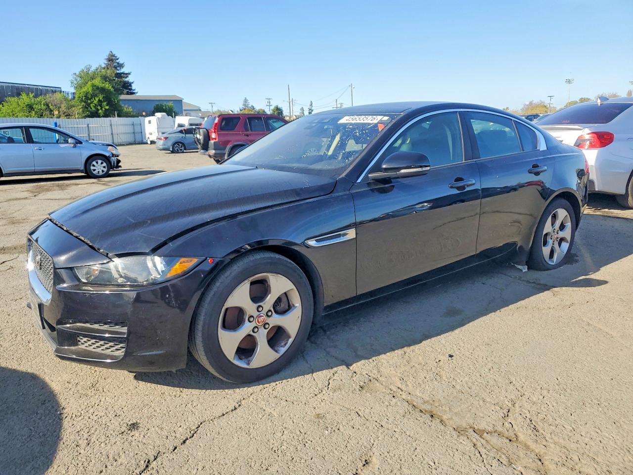 Salvage Jaguar XE Image
