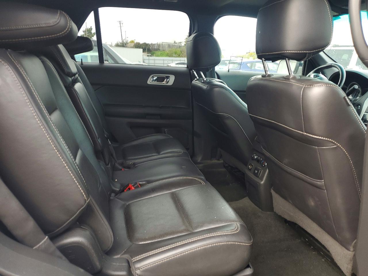 Ford Explorer Sport