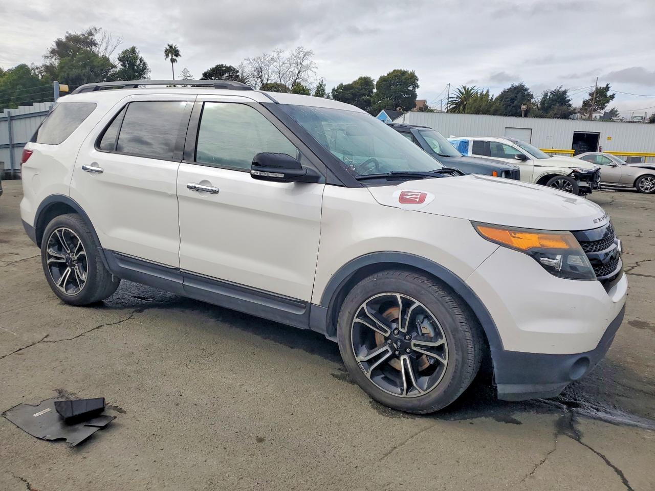 Ford Explorer Sport