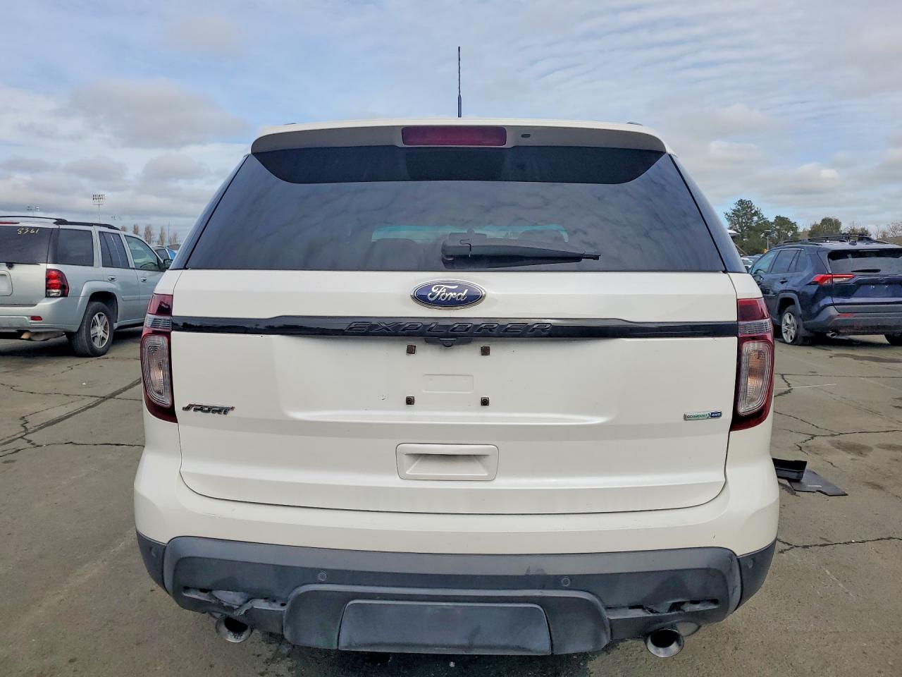 Ford Explorer Sport