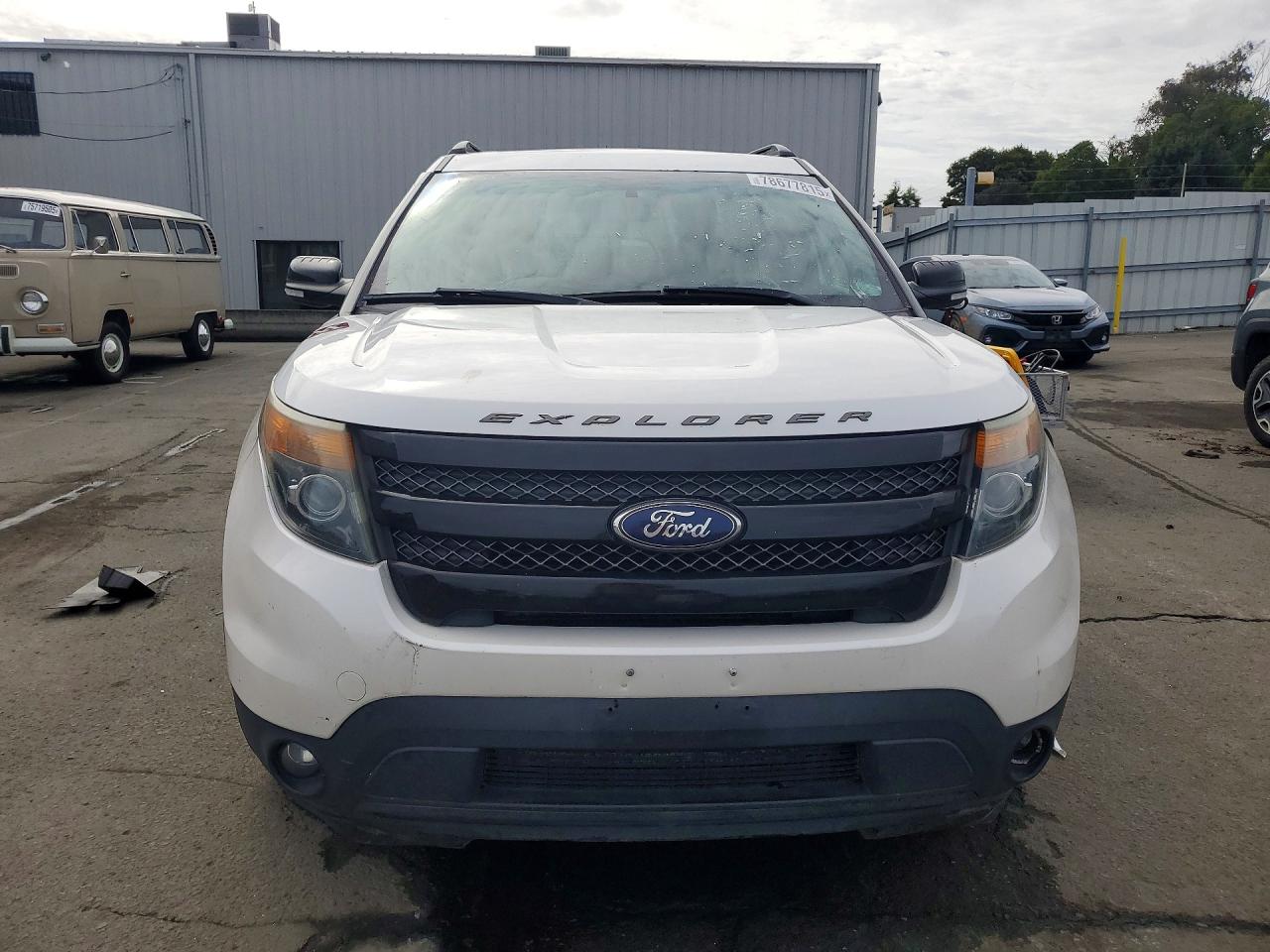 Ford Explorer Sport