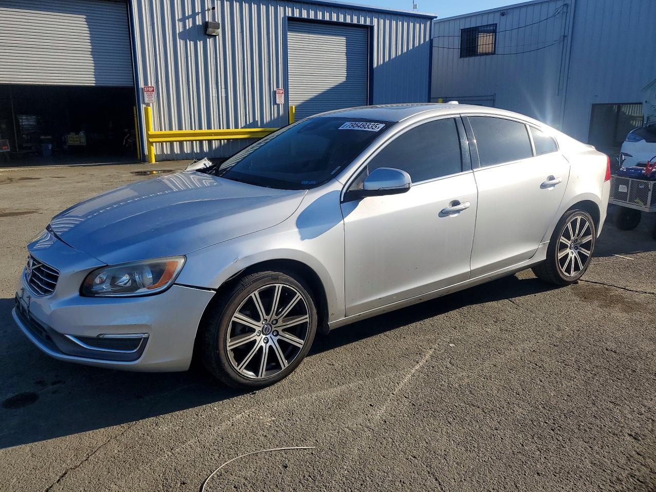 Salvage Volvo S60 Image