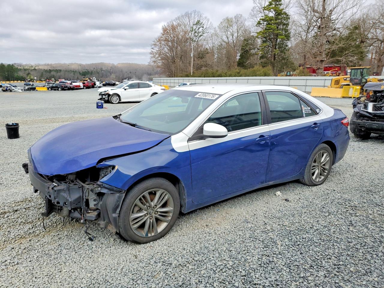 Salvage Toyota Camry Image