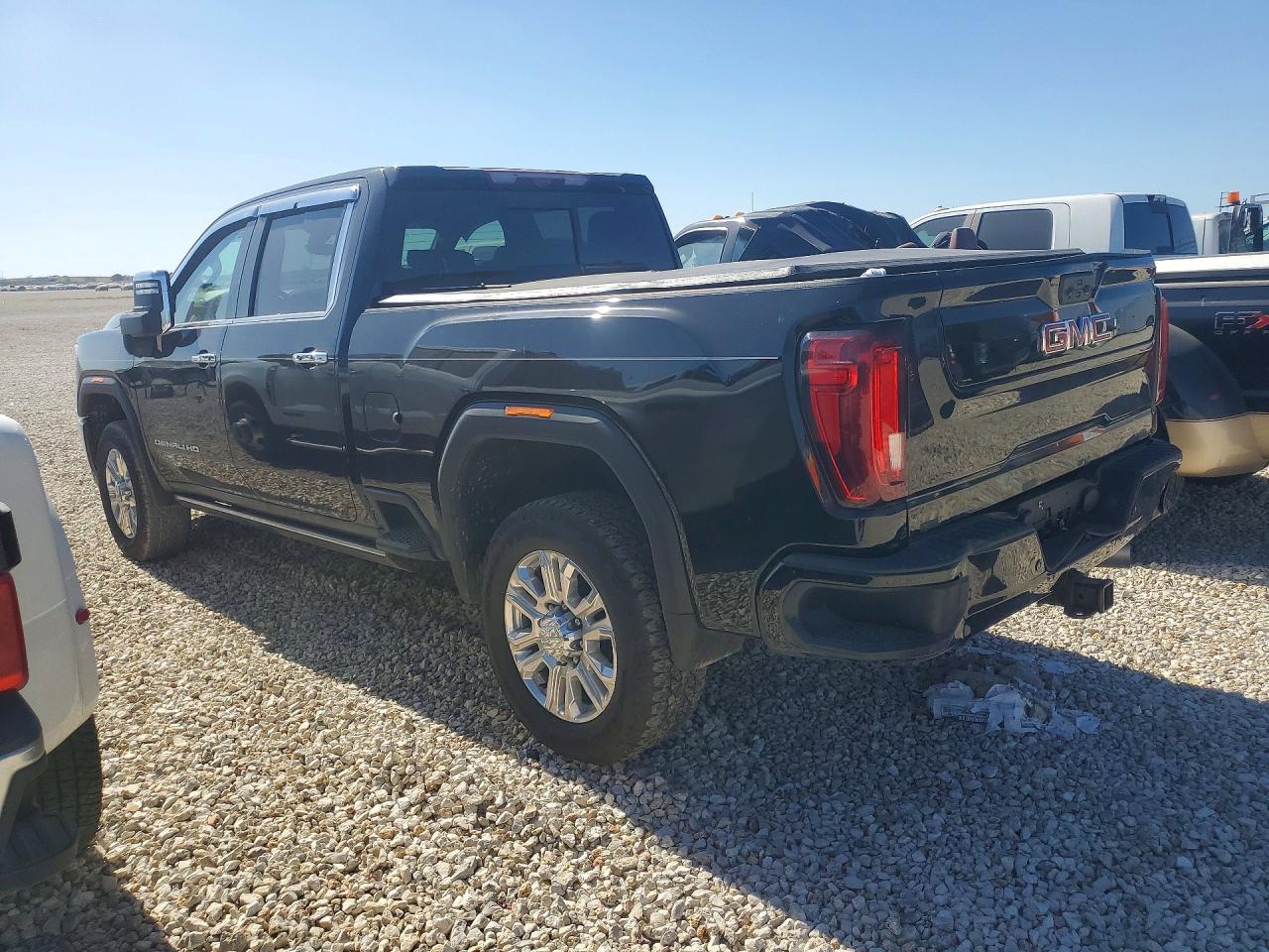 GMC Sierra K2500 Denali