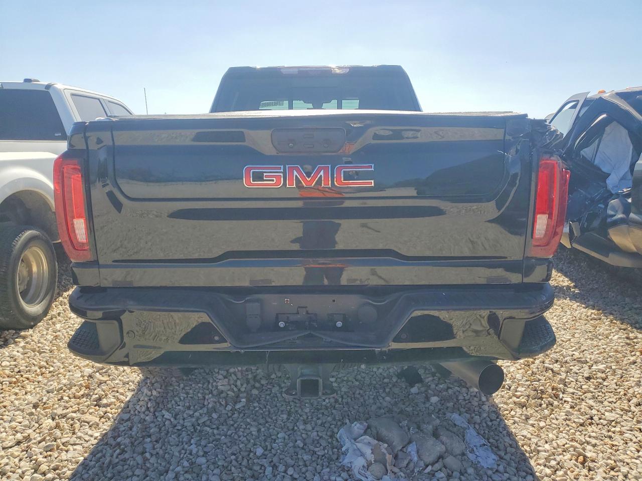 GMC Sierra K2500 Denali