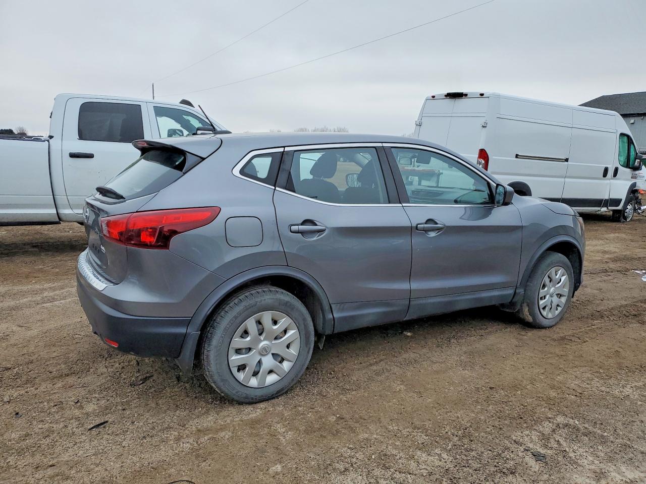 Nissan Rogue S