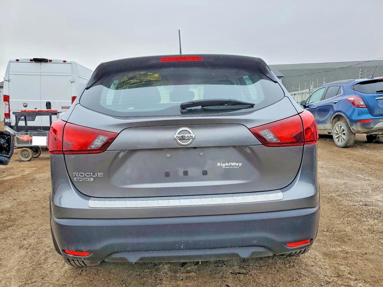 Nissan Rogue S