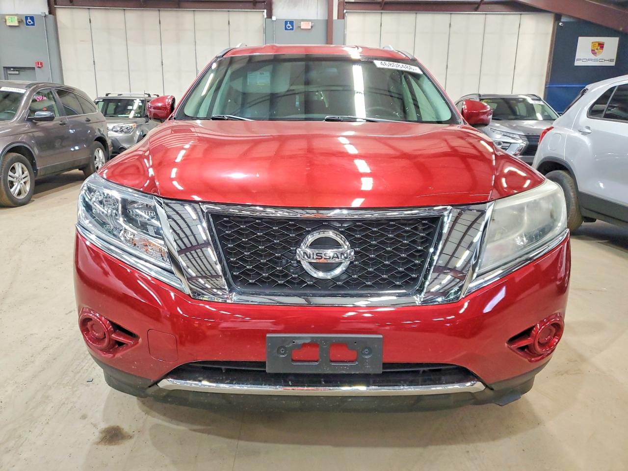 Nissan Pathfinder Sv