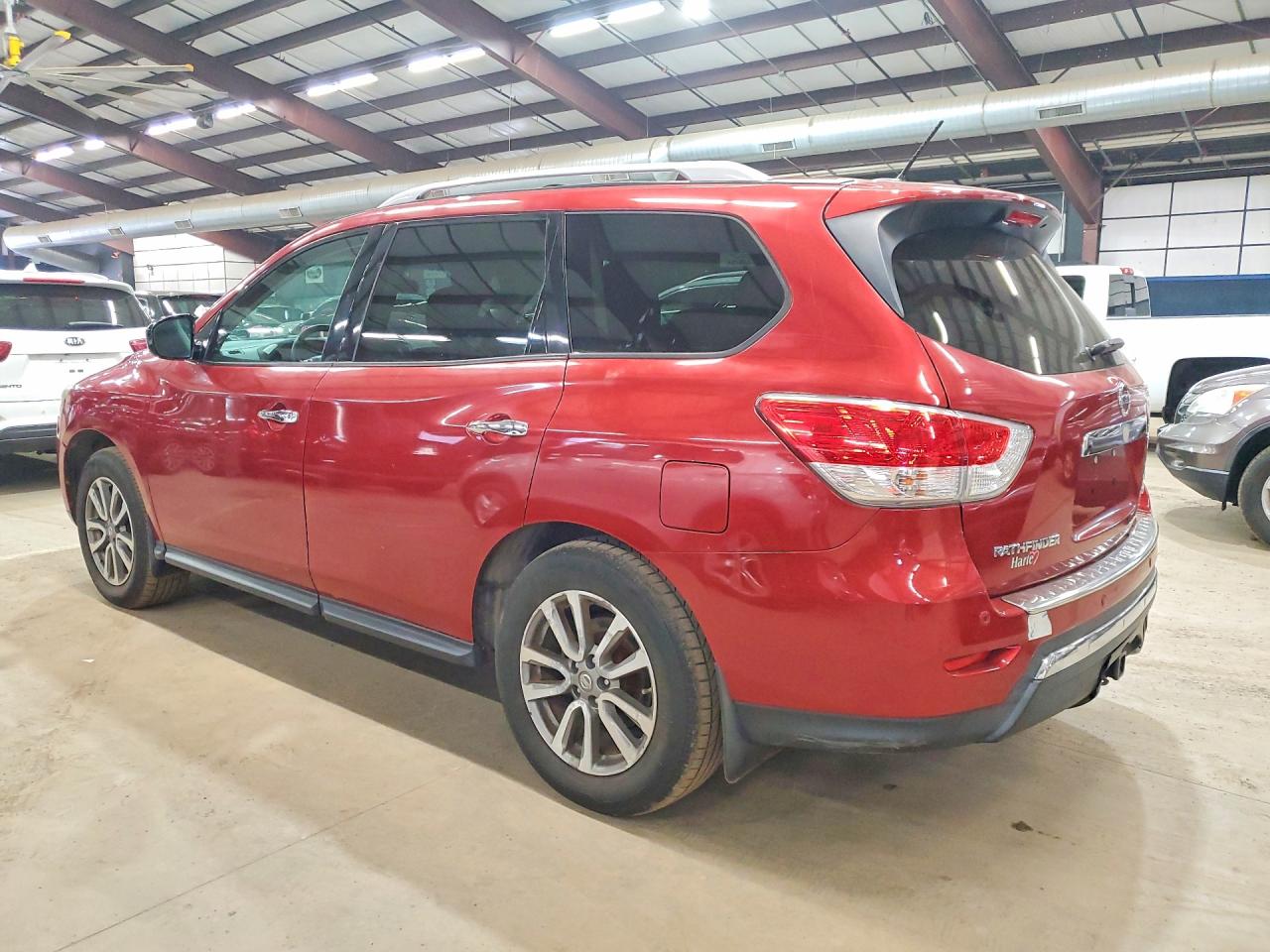 Nissan Pathfinder Sv
