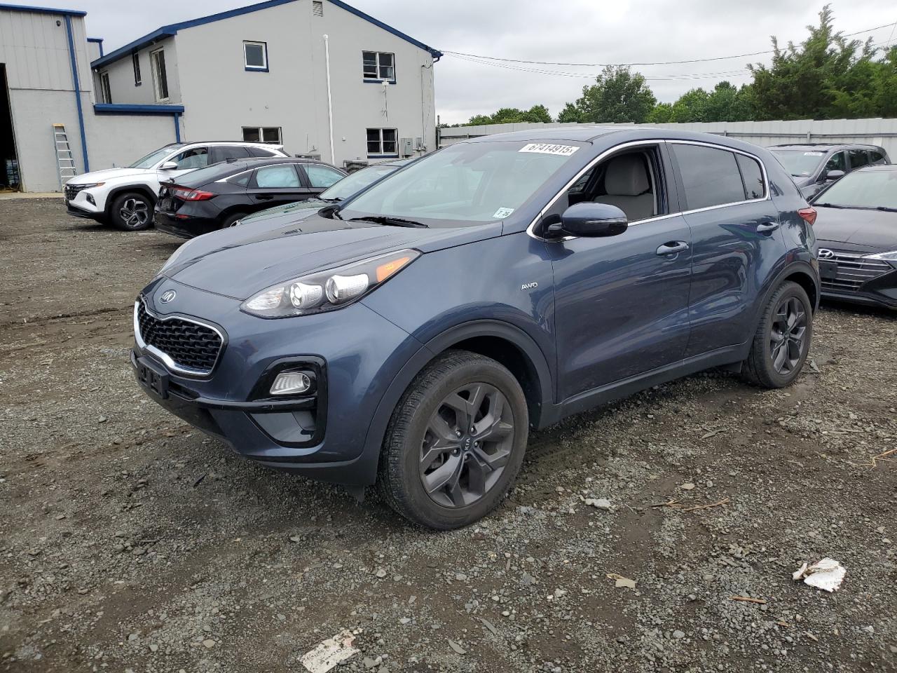 Salvage Kia Sportage Image