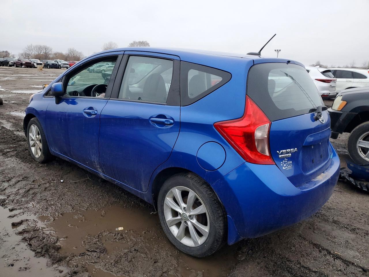 Nissan Versa S