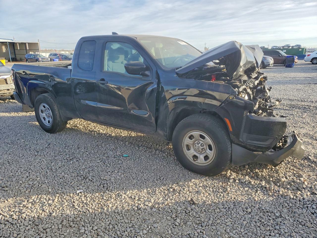 Nissan Frontier S