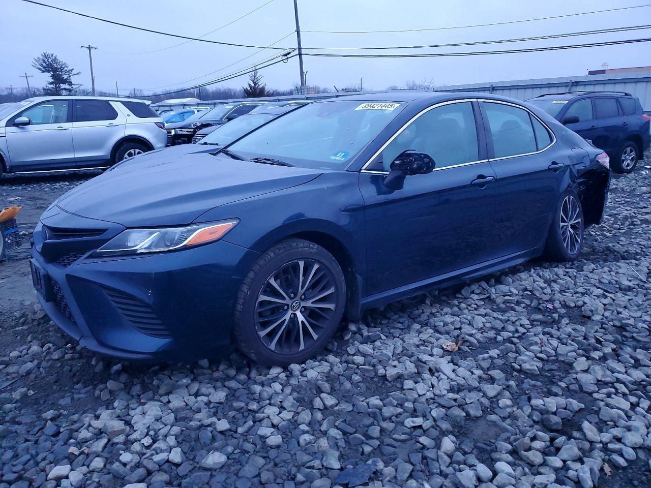 Salvage Toyota Camry Image
