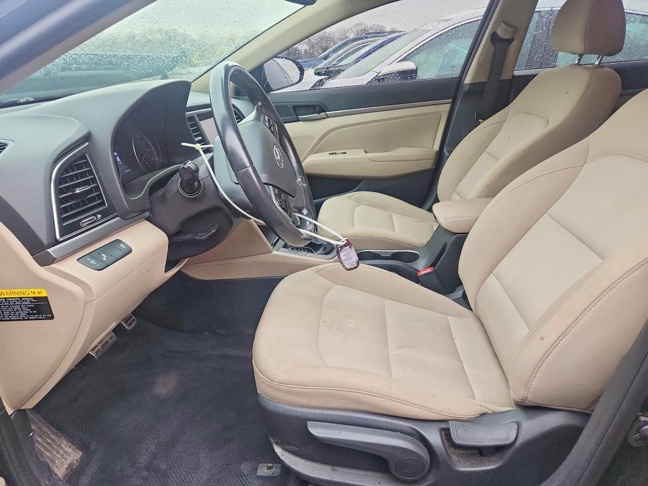 Hyundai ELANTRA Value Edition