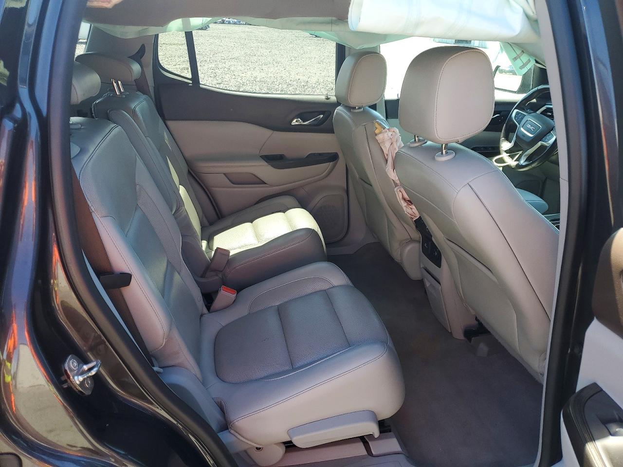 GMC Acadia