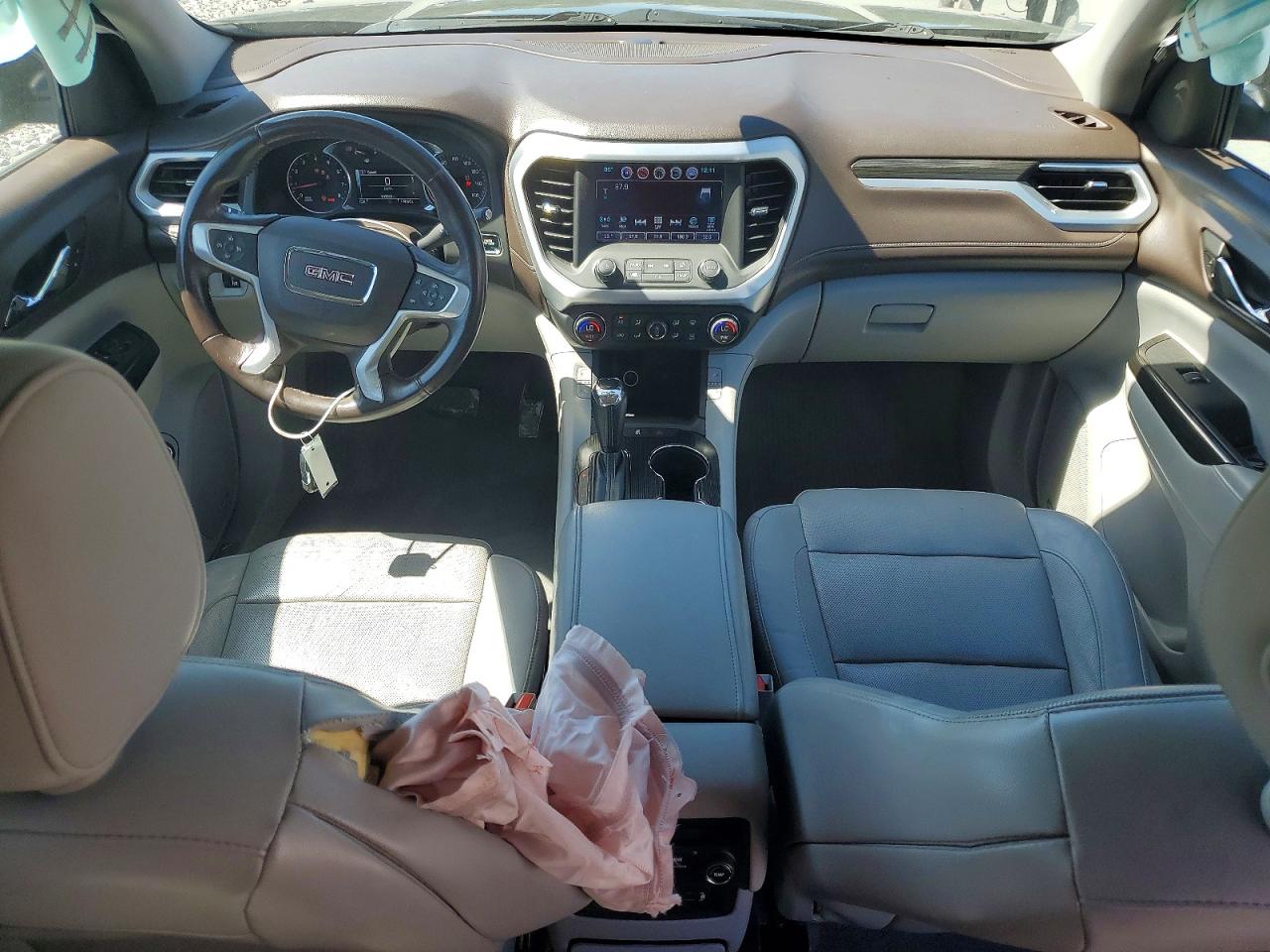 GMC Acadia