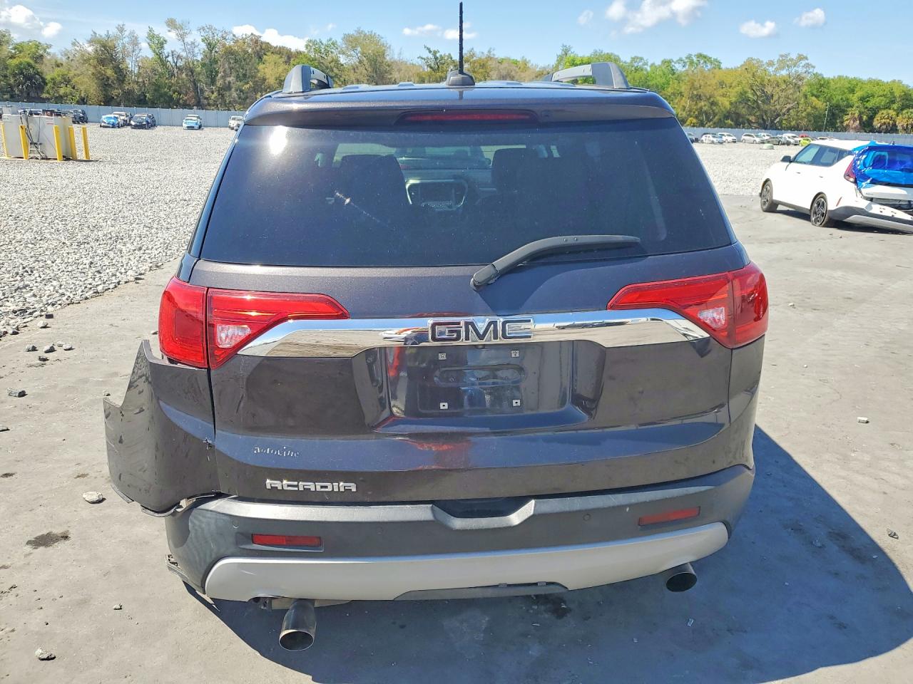 GMC Acadia