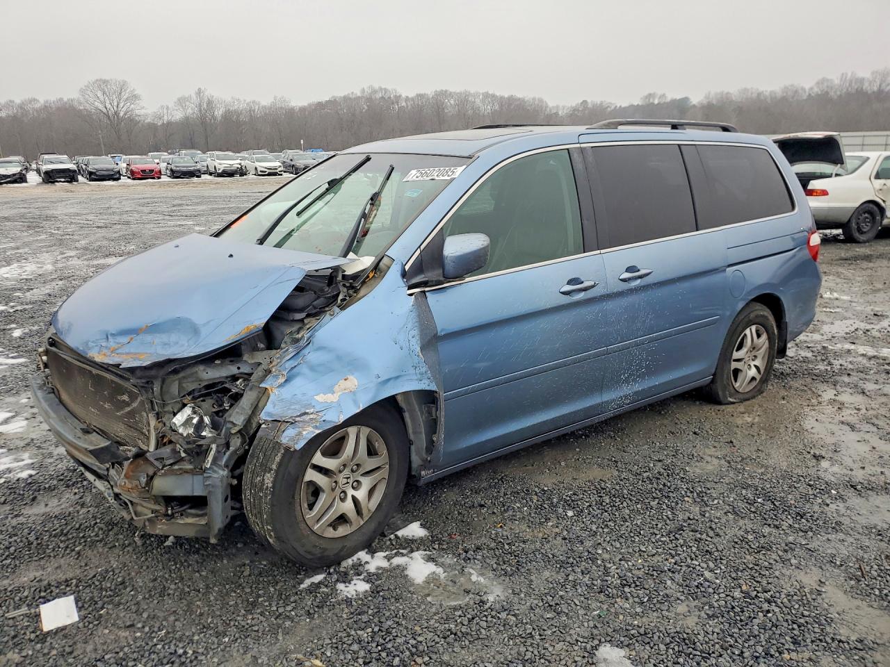 Salvage Honda Odyssey Image