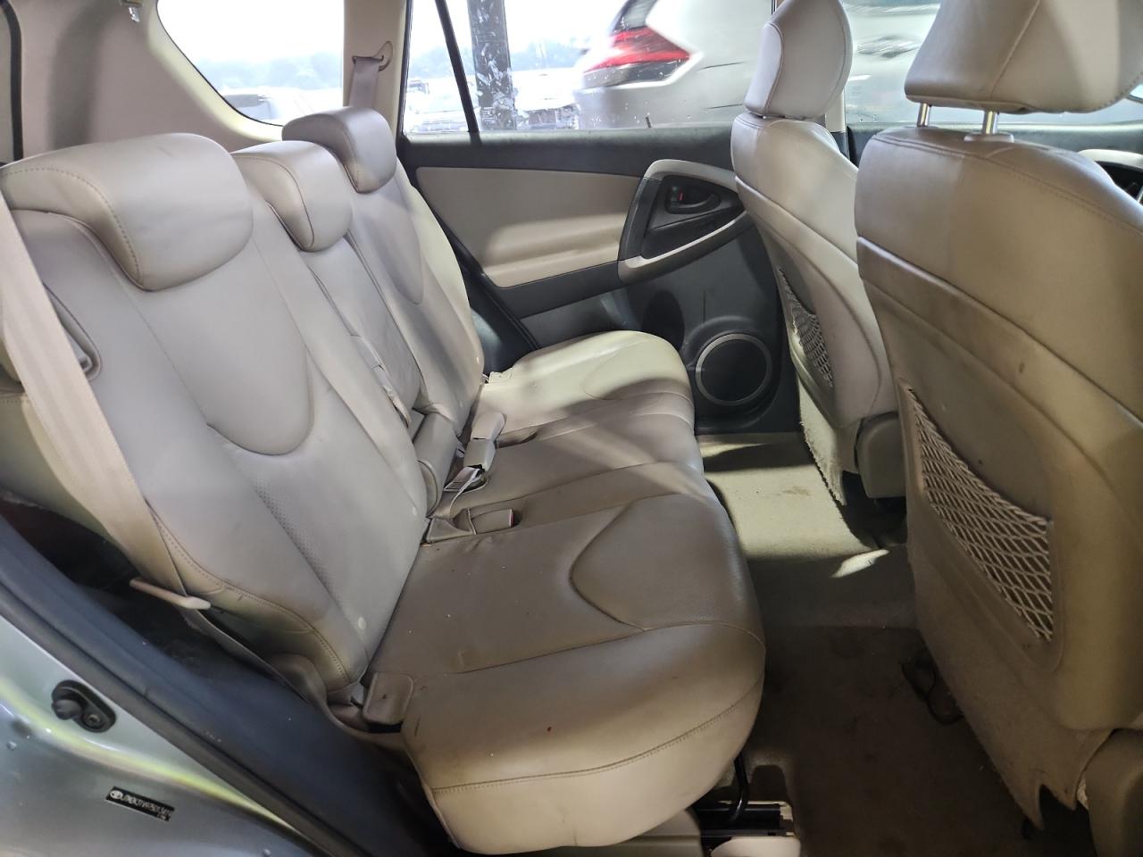 Toyota RAV4 Limited