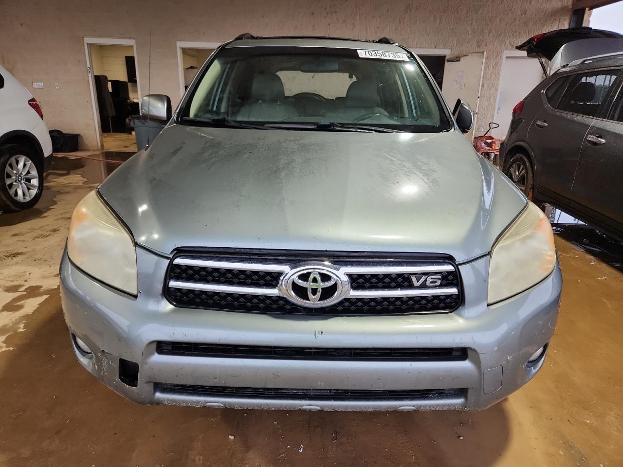 Toyota RAV4 Limited