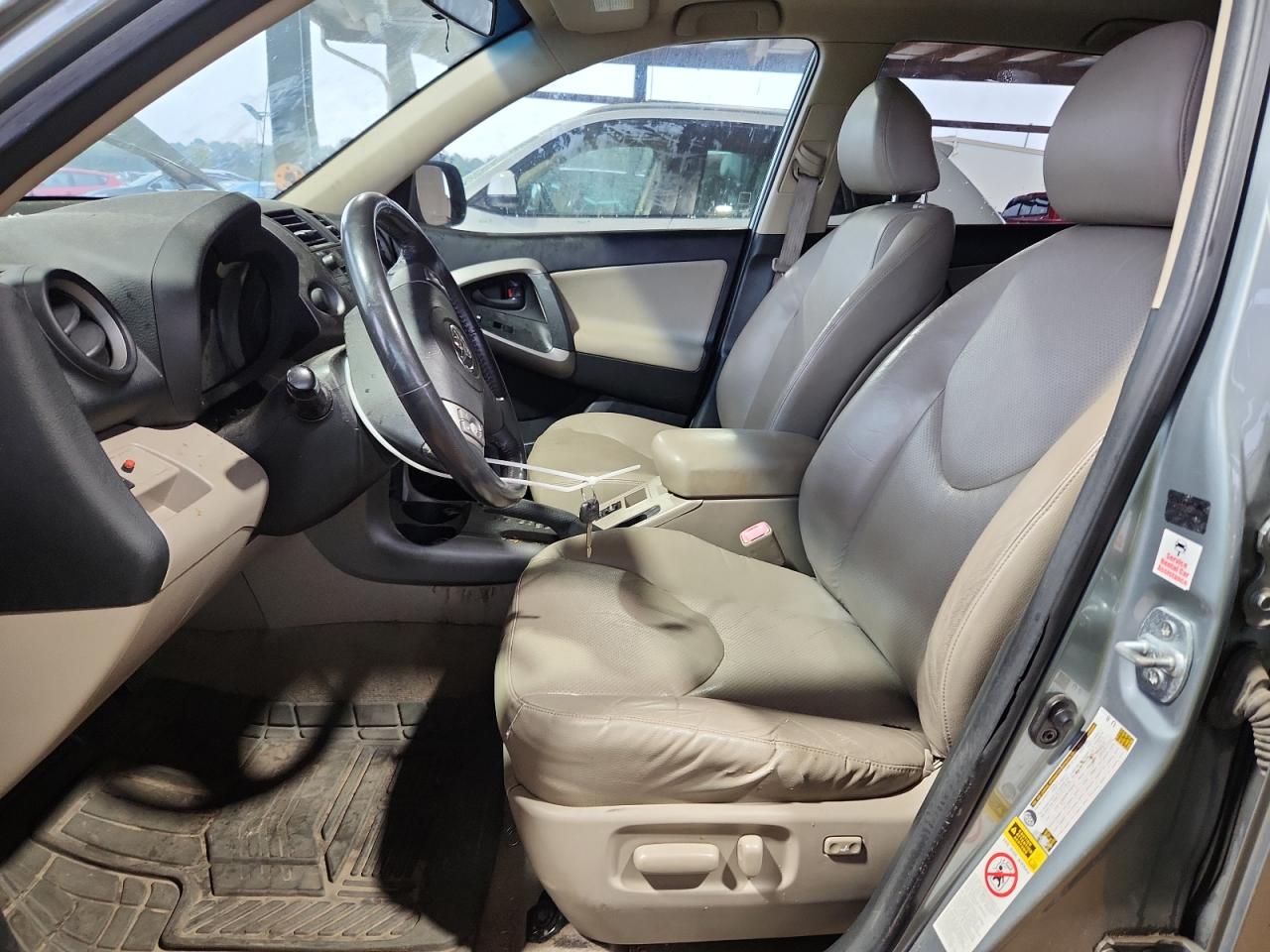 Toyota RAV4 Limited