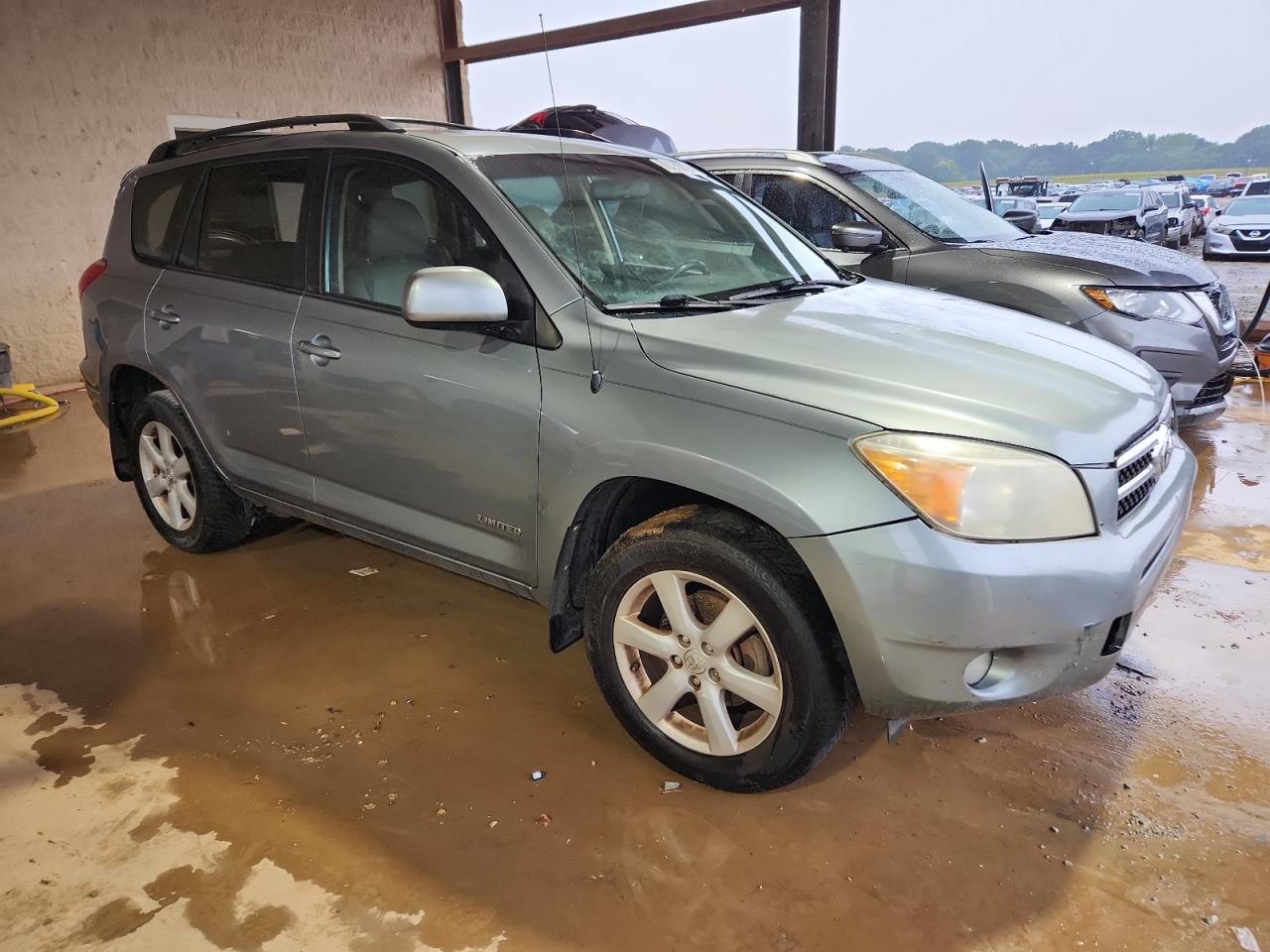 Toyota RAV4 Limited