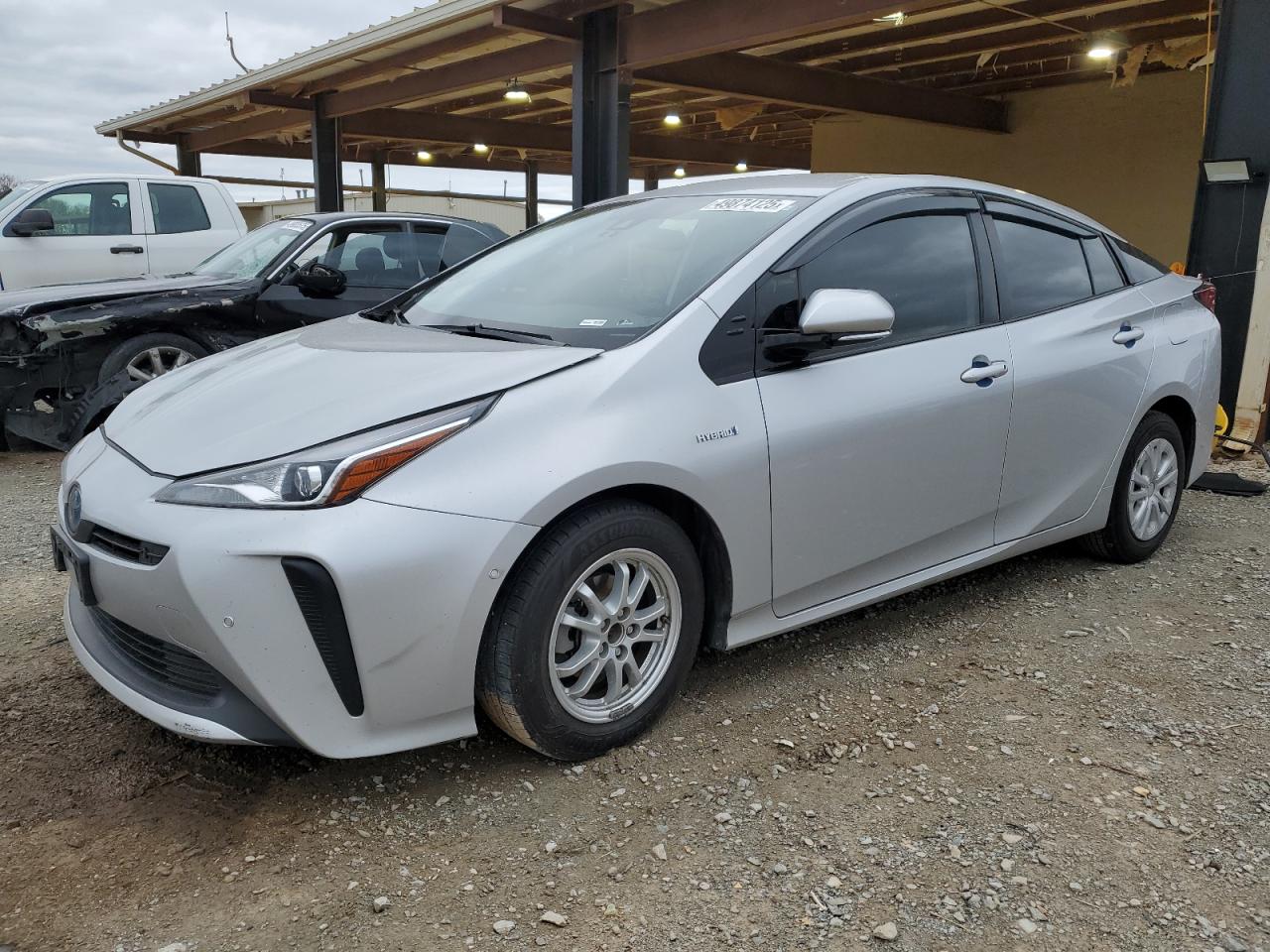 Salvage Toyota Prius Image