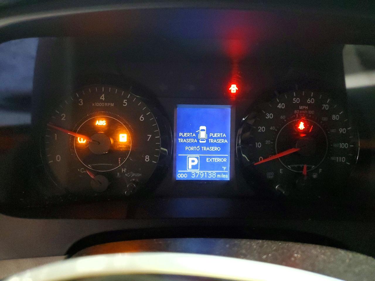 Toyota Sienna Le 8-passenger