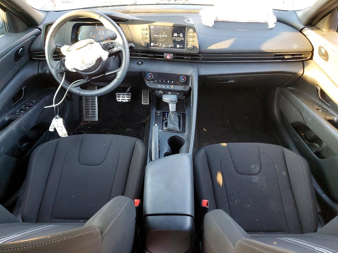 Hyundai ELANTRA Sel Sport