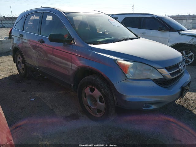 Salvage Honda CR-V Image