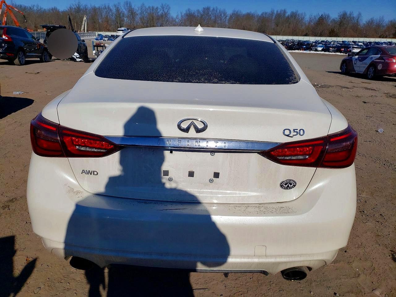 INFINITI Q50 Luxe