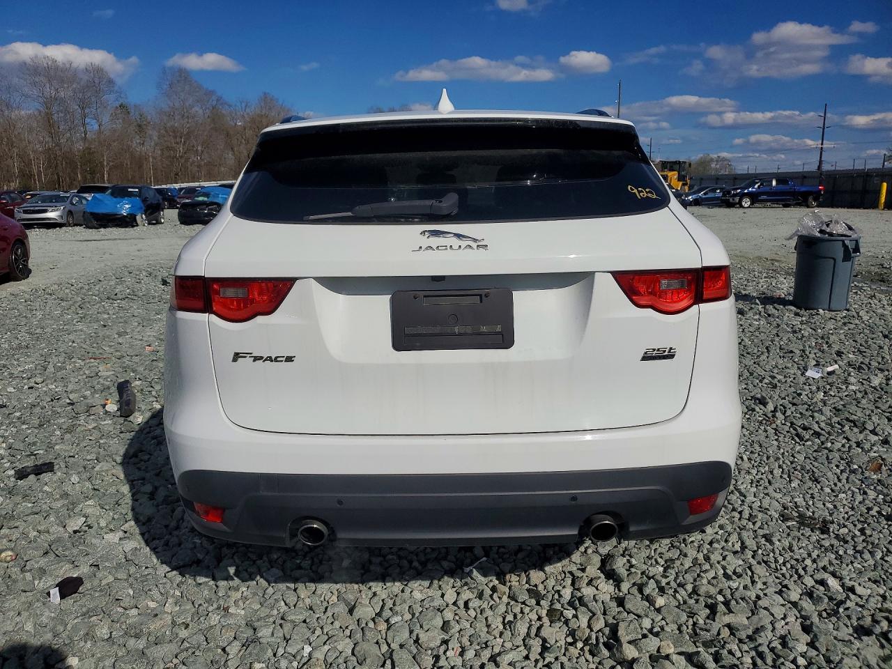 Jaguar F-PACE Premium