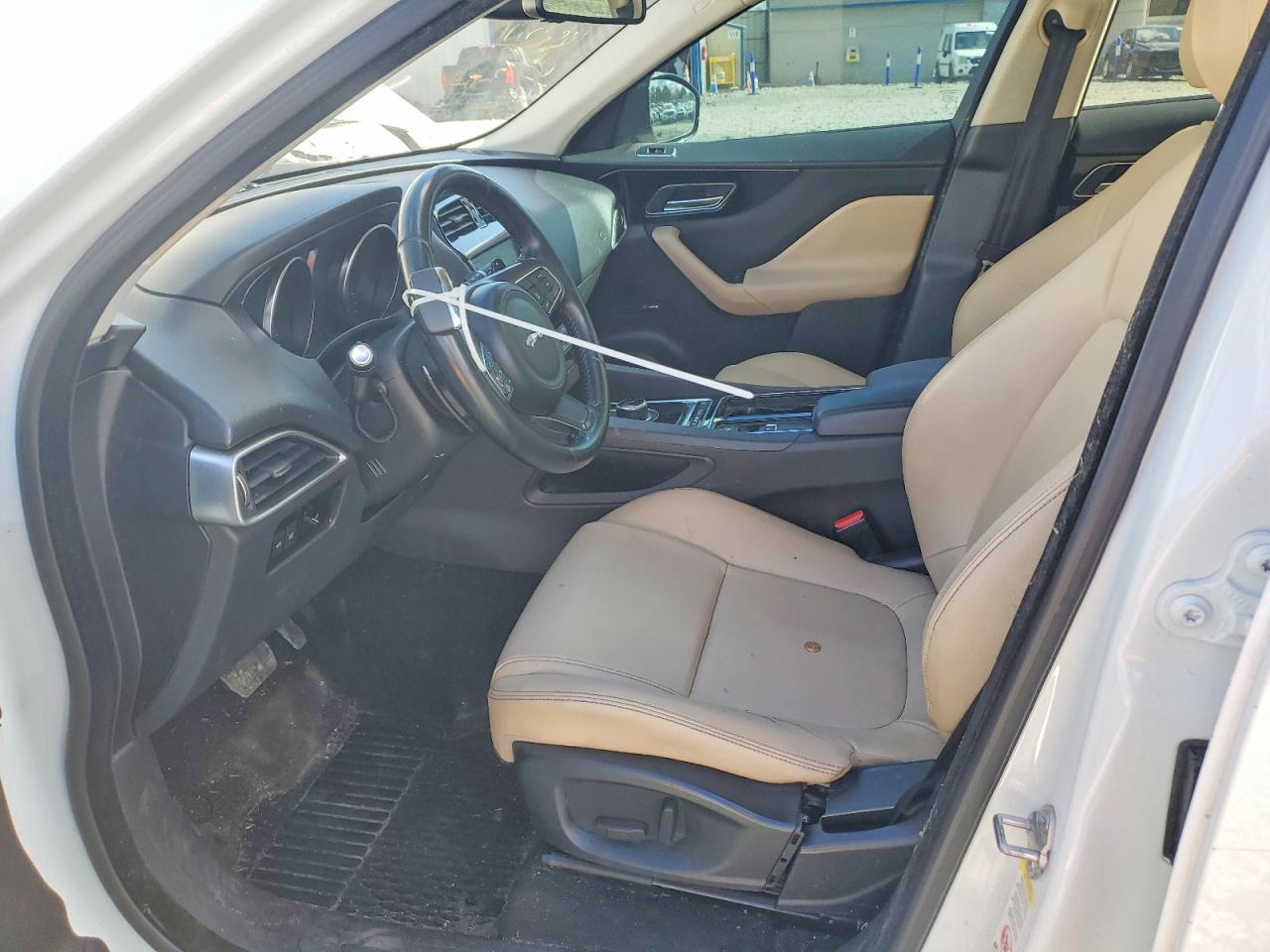 Jaguar F-PACE Premium