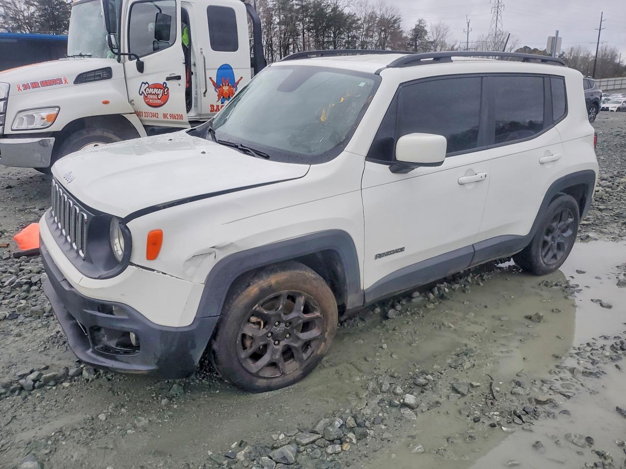 Salvage Jeep Renegade Image
