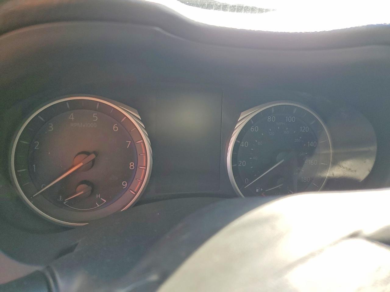 INFINITI Q50 3.0t P 3.0t Premium