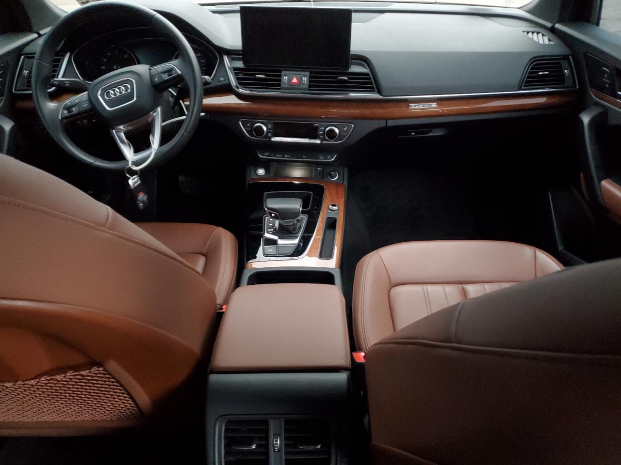 Audi Q5 Premium 45